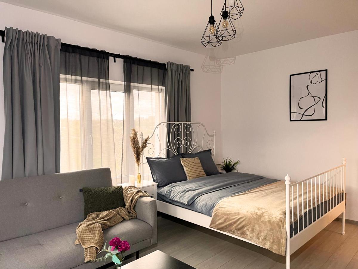 Superb Apartment 35 Voucere Vacanta Zero74Unu236Optsute Iasi Esterno foto